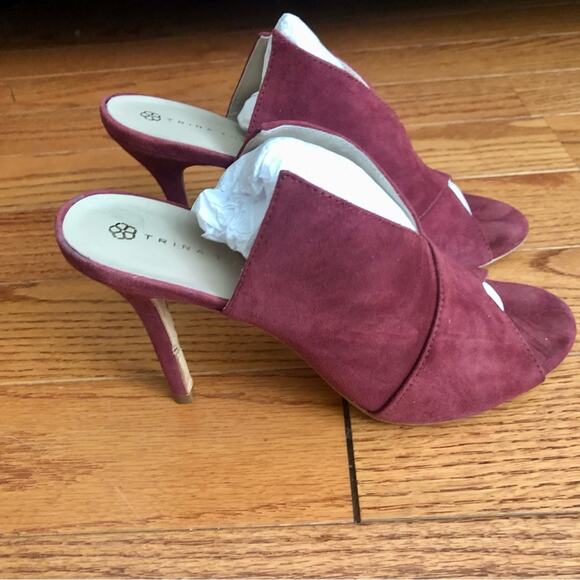 Trina Turk TARE Laguna Tawny Port Deep Burgundy Suede Mules Heels Women’s Size 8 - Picture 5 of 12